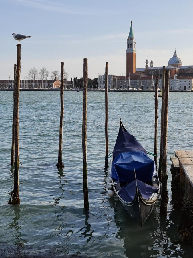 Luxury Suites In Venice-Friendly Venice Suites Exterior photo